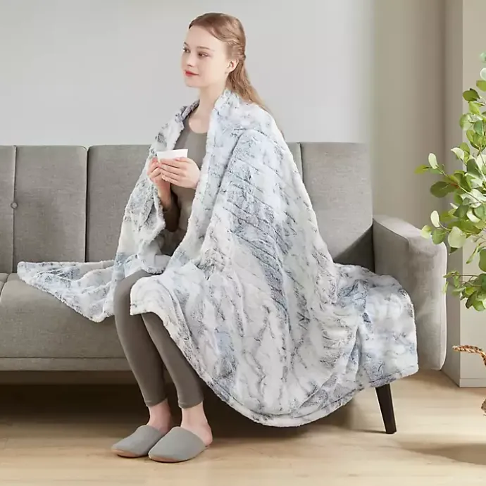 New Kirklands Home Beautyrest Silver Faux Fur Oversized Heated Throw