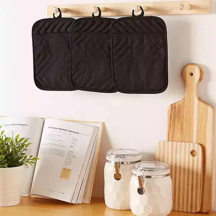 Discount Kirklands Home Quilted 3-pc. Potholder Set Black