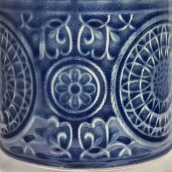 Best Kirklands Home Blue Ceramic Embossed Spiro Table Lamp White