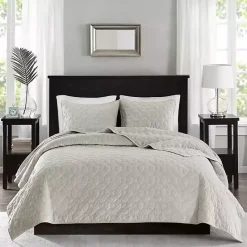 New Kirklands Home Faux Velvet California King 3-pc. Coverlet Set White