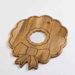 Hot Kirklands Home Natural Wood Christmas Wreath Serving Board Brown