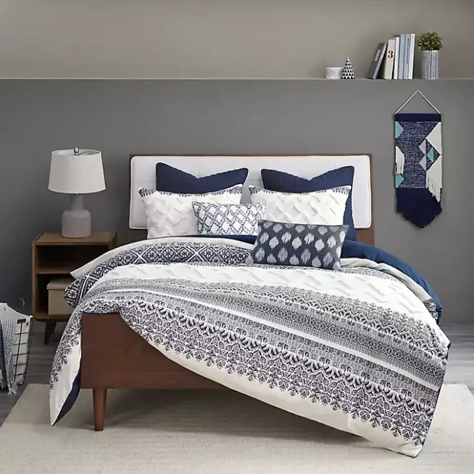Outlet Kirklands Home Navy and White 3-pc. California King Duvet Set