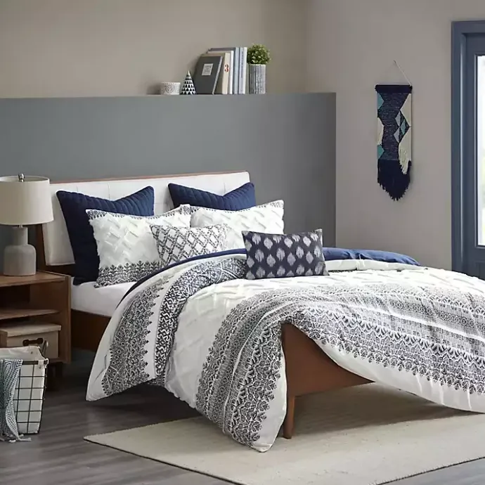 Outlet Kirklands Home Navy and White 3-pc. California King Duvet Set
