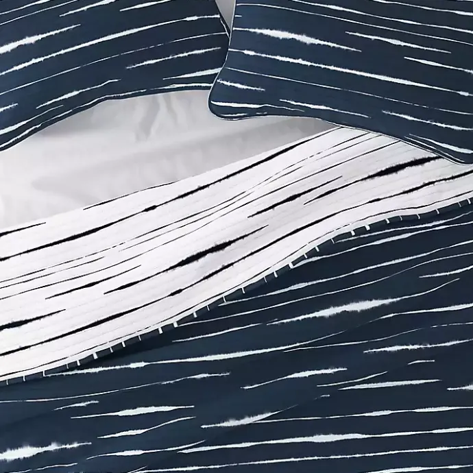 New Kirklands Home Navy Linear Reversible 3-pc. King Quilt Set