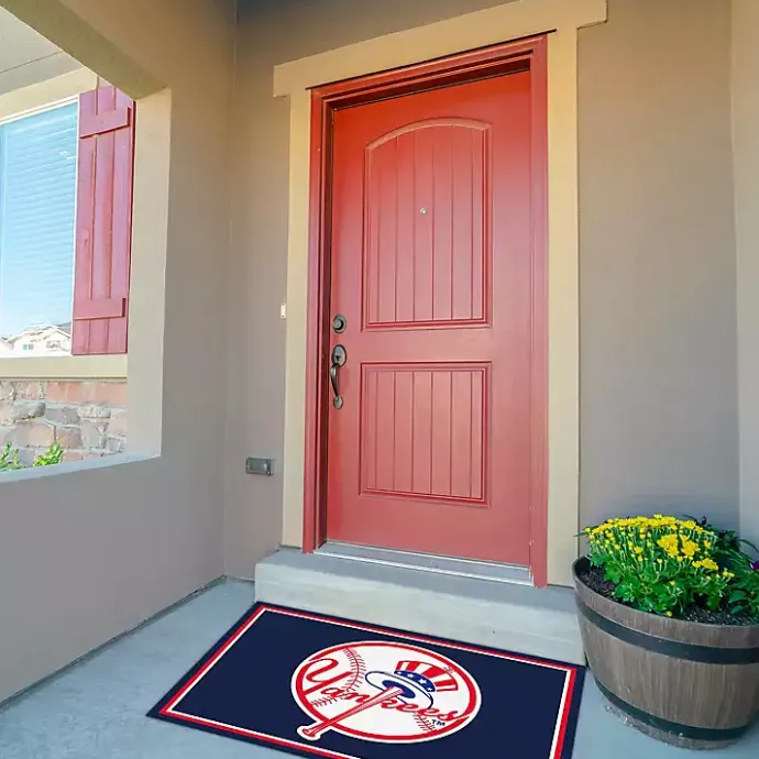 Sale Kirklands Home New York Yankees Spirit Rug, 3x4