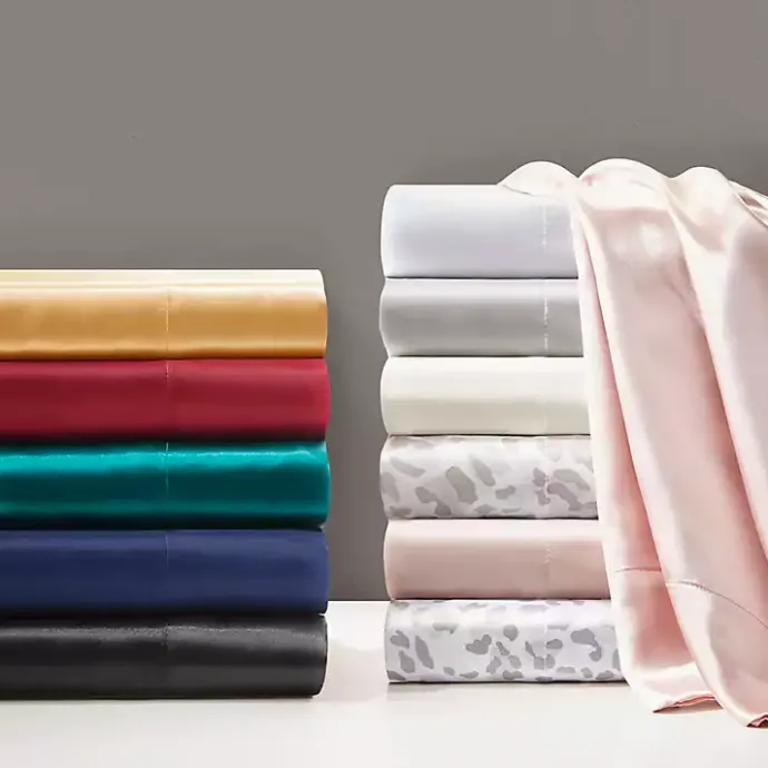 New Kirklands Home Satin Standard 2-pc. Pillow Case Set Red