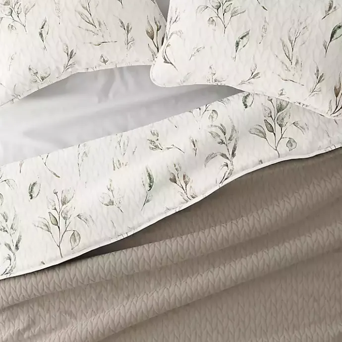 New Kirklands Home Watercolor Leaves Reversible 2-pc. Twin Quilt Set