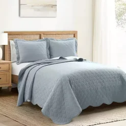 Sale Kirklands Home White and Blue Scallop 3-pc. Full/Queen Quilt Set