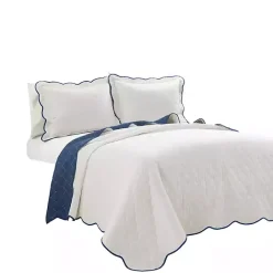Clearance Kirklands Home White and Navy Scallop 3-pc. Full/Queen Quilt Set