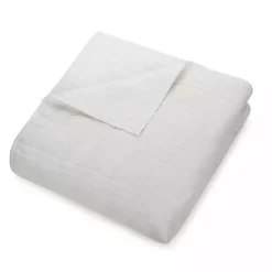 New Kirklands Home Atmosphere King Quilt White